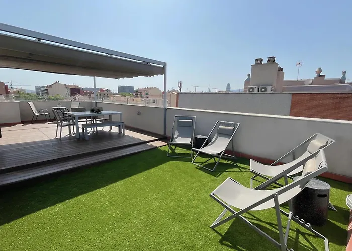 Feelathome Poblenou Beach Apartments